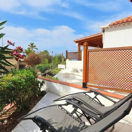 Lovely 1 Bedroom Апартаменты *